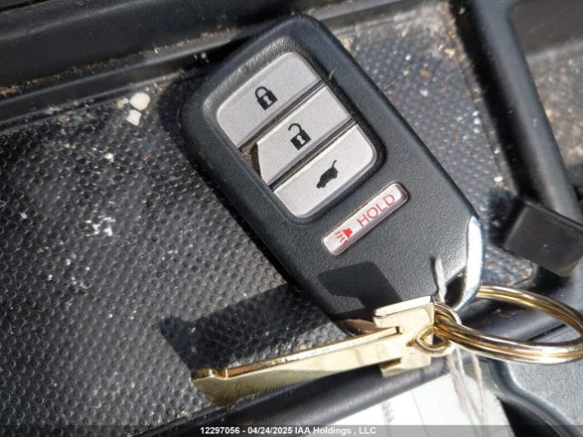 2HKRM4H48FH114561 Honda CR-V SE