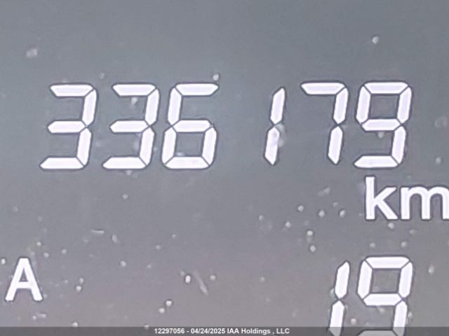 2HKRM4H48FH114561 Honda CR-V SE