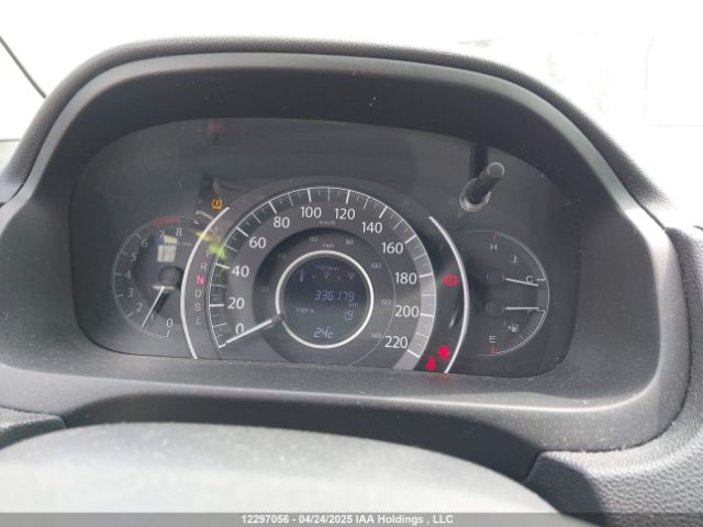2HKRM4H48FH114561 Honda CR-V SE