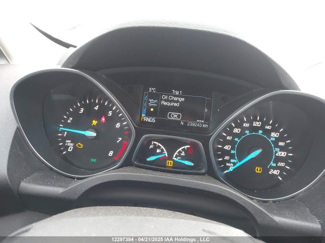 1FMCU9G93GUB76579 Ford 2016
