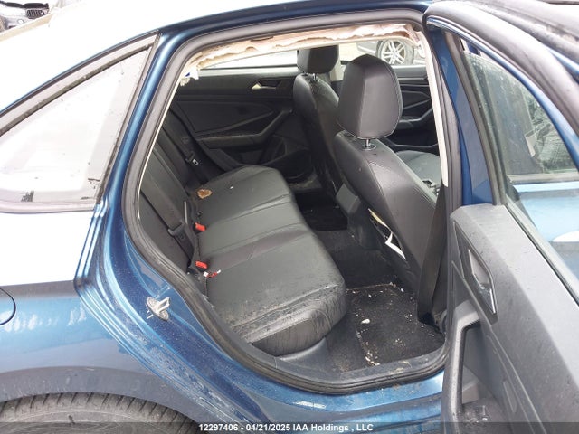 3VWE57BUXKM175918 Volkswagen 1.8 tsi