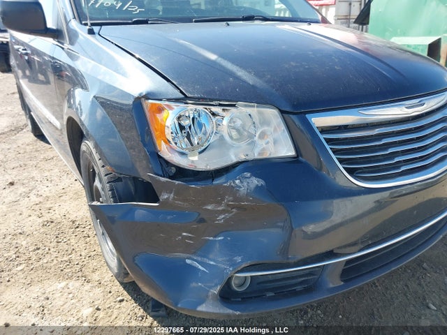 2C4RC1CG9ER284562 Chrysler Town and Country