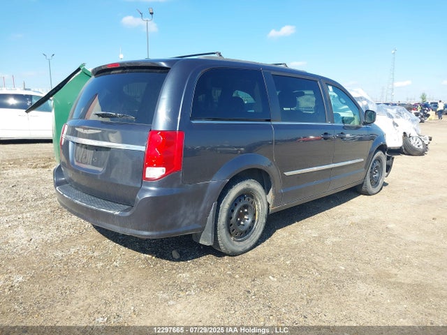 2C4RC1CG9ER284562 Chrysler Town and Country