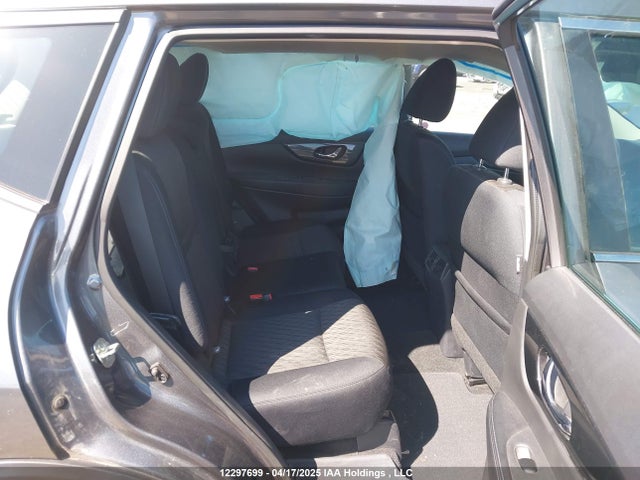 Nissan Rogue 2017 5N1AT2MTXHC863597 Image 8
