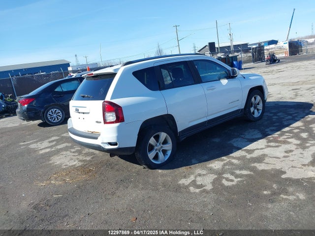 1C4NJDAB3ED820437 Jeep Compass