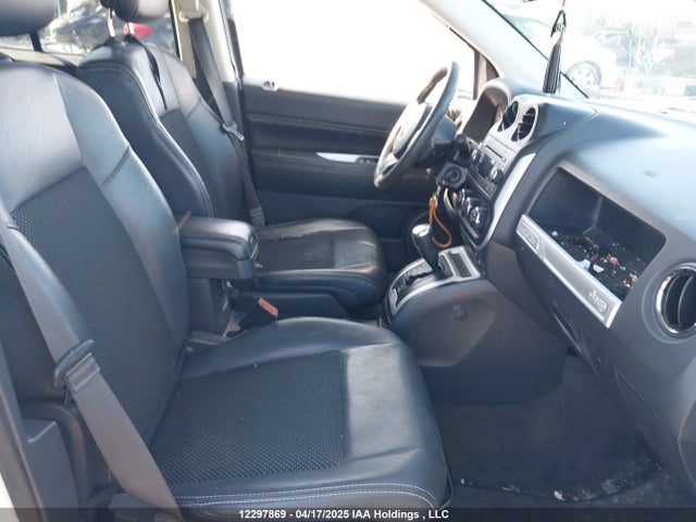 1C4NJDAB3ED820437 Jeep Compass