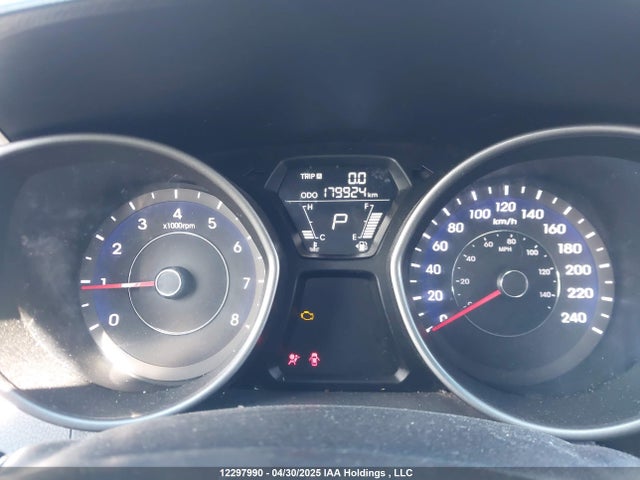 12297990 :رقم المزاد ، 5NPDH4AE7DH270086 vin ، 2013 Hyundai Elantra مزاد بيع