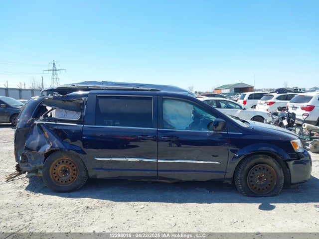 2C4RC1BG3ER463746 Chrysler Town and Country