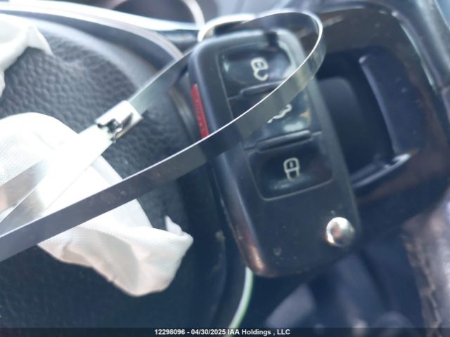 3VWD07AJ8GM336887 Volkswagen 2016
