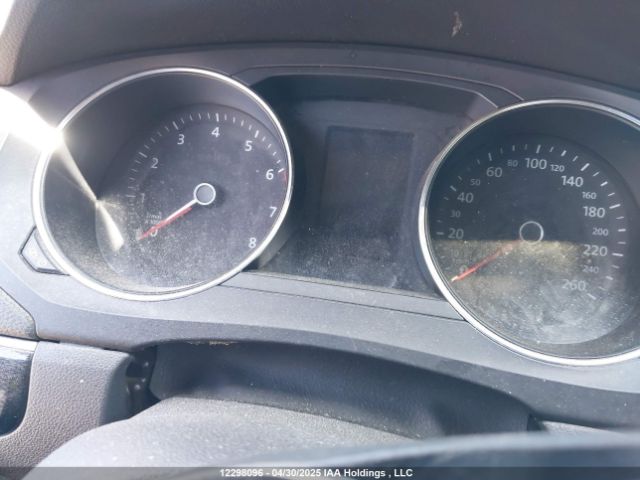 3VWD07AJ8GM336887 Volkswagen 2016