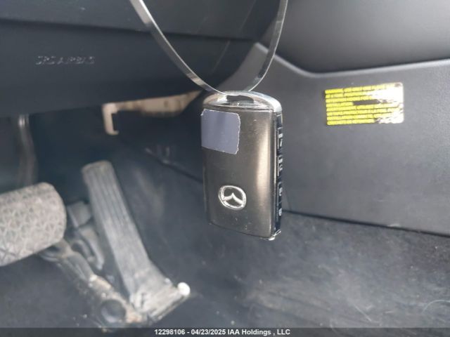 JM1BPAB75M1306437 Mazda pe