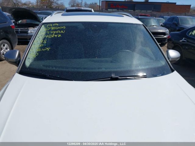 3VV2B7AXXLM043397 Volkswagen Tiguan