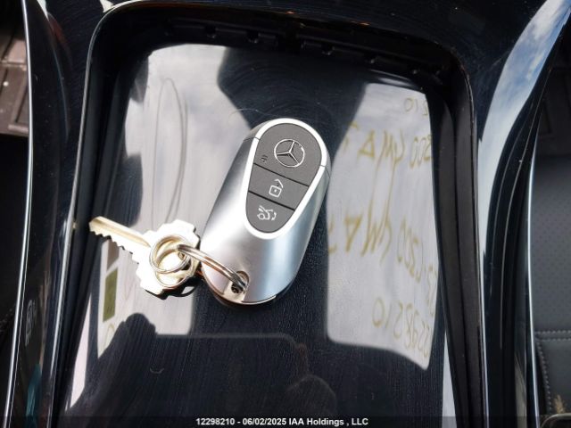 W1KAF4HB0PR127181 Mercedes-Benz m254