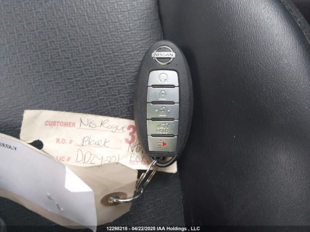 5N1AT3BB6MC729941 Nissan ROGUE SV