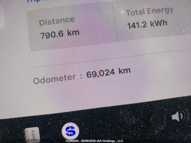 5YJ3E1EA2NF337137 Tesla MODEL 3