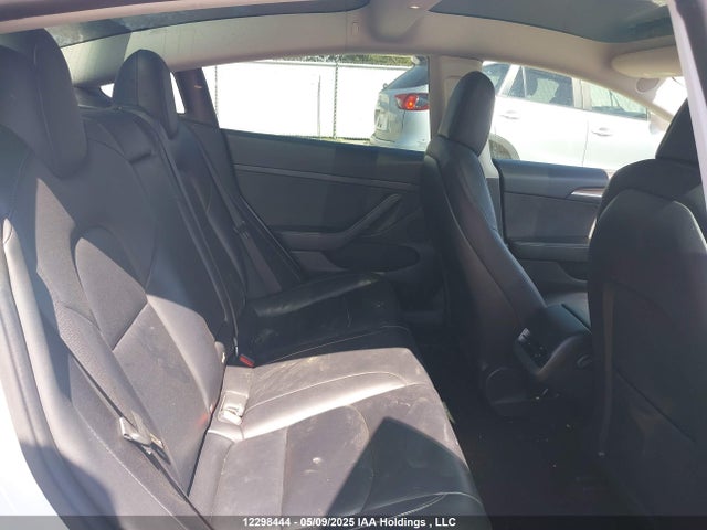 5YJ3E1EA2NF337137 Tesla MODEL 3