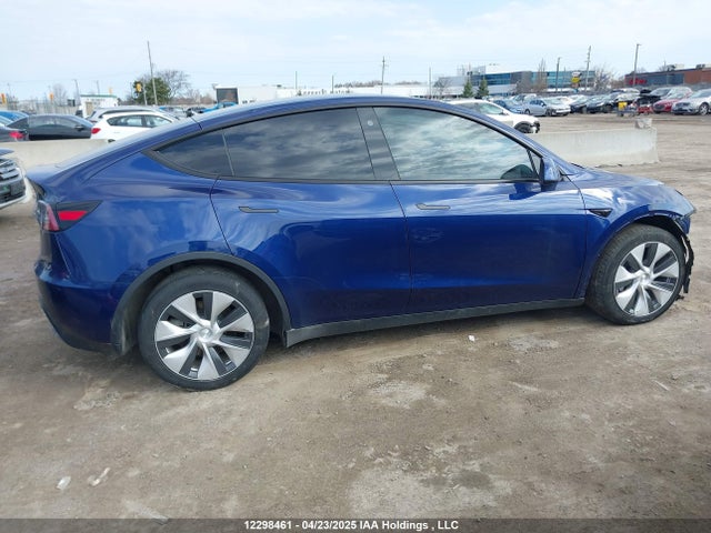 7SAYGAEE1PF758761 Tesla Model Y