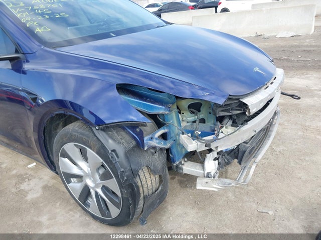 7SAYGAEE1PF758761 Tesla Model Y