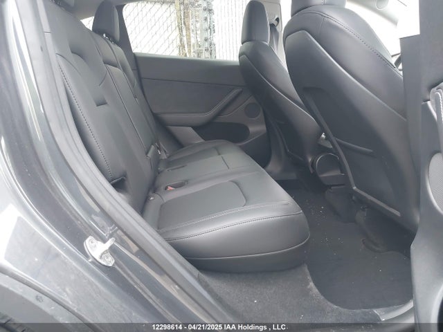 2023 Tesla Model Y მანქანა იყიდება აუქციონზე, vin: LRWYGDEE0PC081159, აუქციონის ნომერი: 12298614