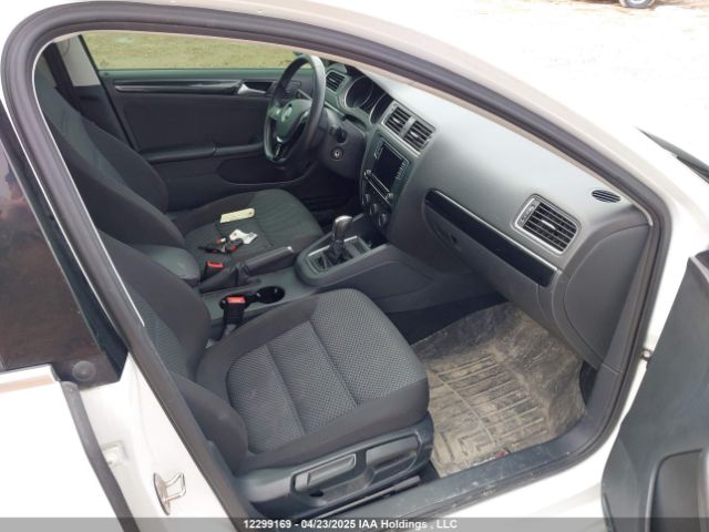3VWD07AJ3GM356013 Volkswagen Jetta Comfortline