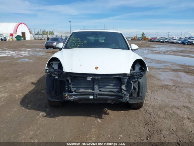 WP1AA2A28HKA86444 Porsche 2017
