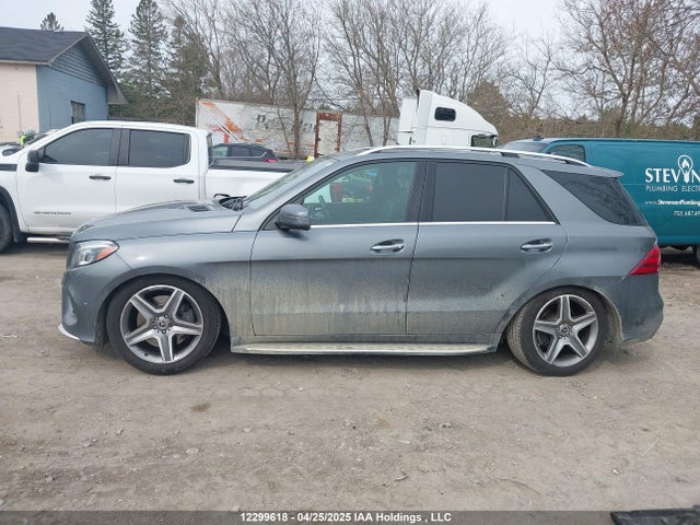 4JGDA5GB8JB128779 Mercedes-Benz m276