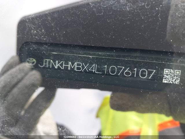 JTNKHMBX4L1076107 Toyota 3zr-fae