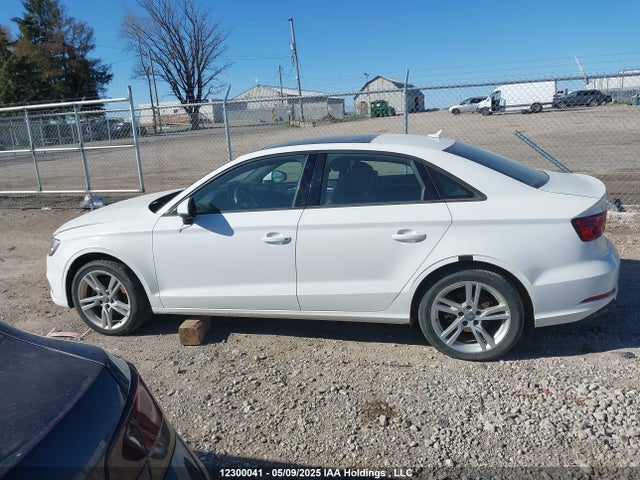 Audi A3 2017 WAUAUGFF0H1055452 Image 14