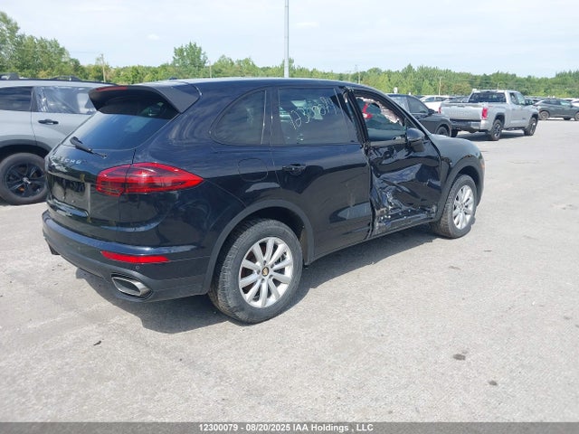 Porsche Cayenne 2017 WP1AA2A27HKA86614 Image 4