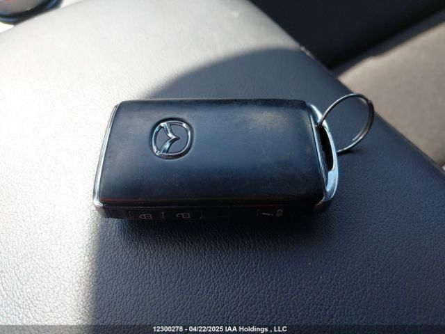 JM1BPAKM4R1703750 Mazda 3 Select Sport