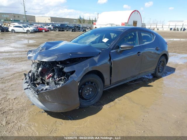 JM1BPAKM4R1703750 Mazda 3 Select Sport