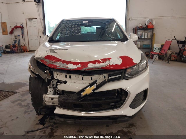 KL7CJNSMXNB528788 Chevrolet le2