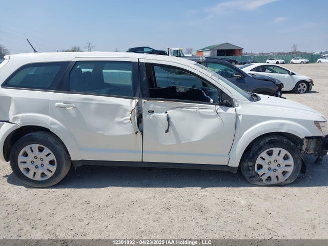 3C4PDCAB3FT516711 Dodge 2015