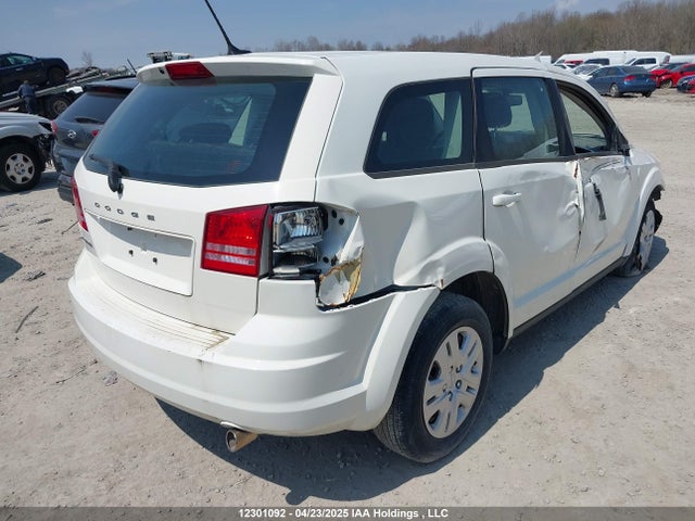 3C4PDCAB3FT516711 Dodge 2015