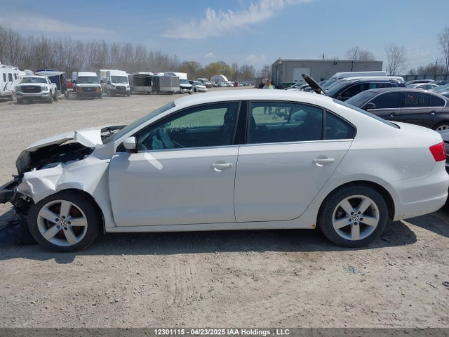 2013 Volkswagen Jetta 2.0 Tdi Comfortline მანქანა იყიდება აუქციონზე, vin: 3VWDL7AJ4DM202591, აუქციონის ნომერი: 12301115