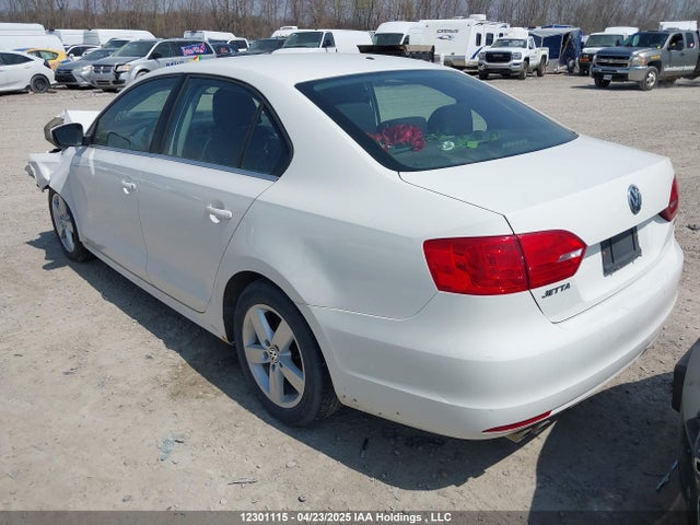 2013 Volkswagen Jetta 2.0 Tdi Comfortline მანქანა იყიდება აუქციონზე, vin: 3VWDL7AJ4DM202591, აუქციონის ნომერი: 12301115