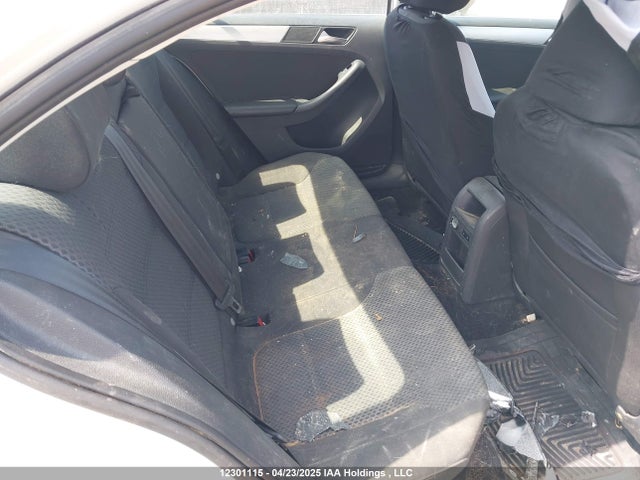 2013 Volkswagen Jetta 2.0 Tdi Comfortline მანქანა იყიდება აუქციონზე, vin: 3VWDL7AJ4DM202591, აუქციონის ნომერი: 12301115