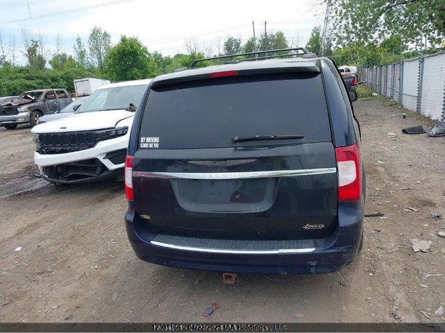 2C4RC1CGXGR215141 Chrysler Town and Country