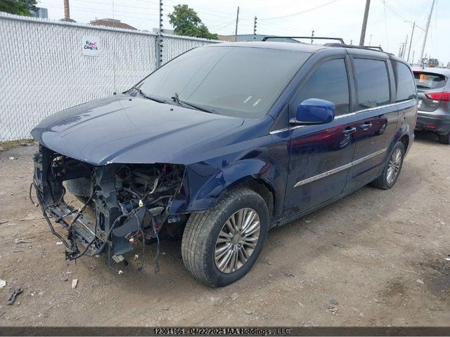 2C4RC1CGXGR215141 Chrysler Town and Country