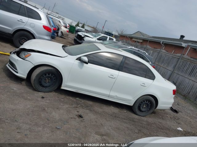 3VWDA7AJ2FM288413 Volkswagen Jetta