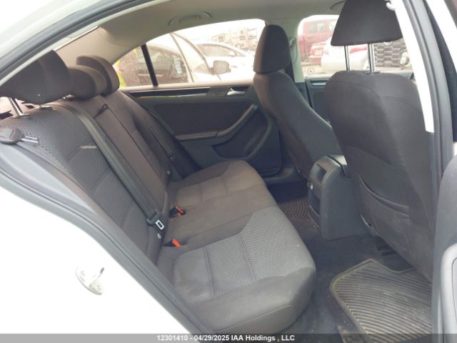 3VWDA7AJ2FM288413 Volkswagen Jetta