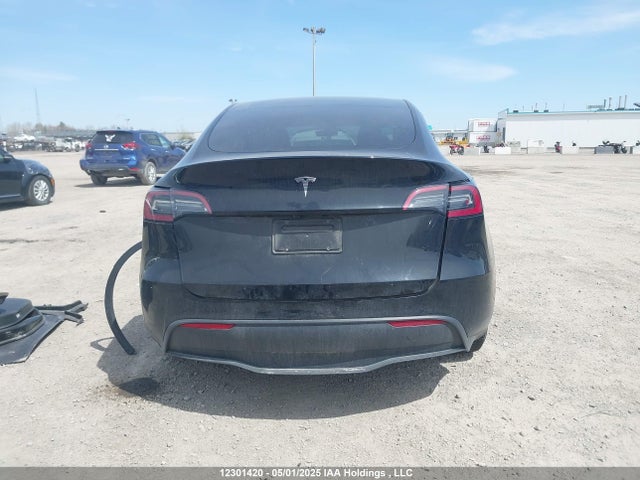 7SAYGDED0RF990053 Tesla Model Y