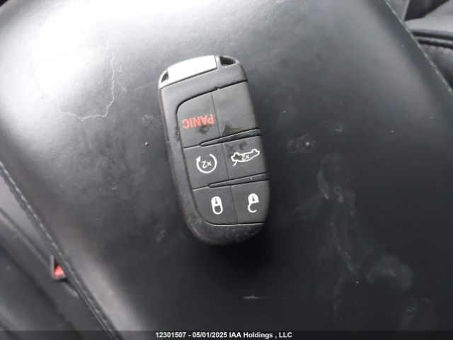 2C3CCASG5FH773026 Chrysler 300c Platinum