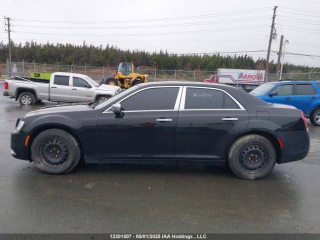 2C3CCASG5FH773026 Chrysler 300c Platinum