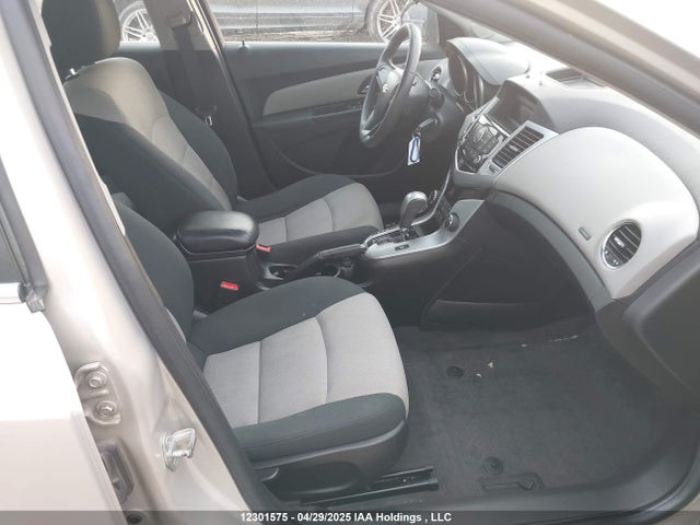 2012 Chevrolet Cruze Ls მანქანა იყიდება აუქციონზე, vin: 1G1PC5SH6C7177985, აუქციონის ნომერი: 12301575