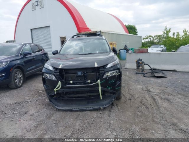 JN8BT3CB1PW183015 Nissan Rogue Sl