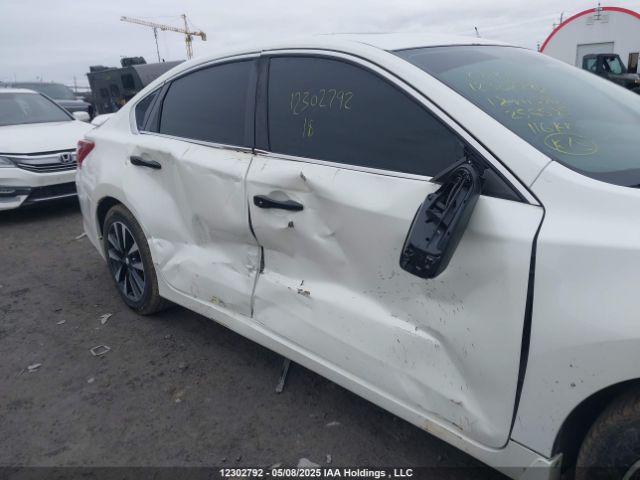 1N4AL3AP7JC256585 Nissan Altima 2.5/s/sv/sl/sr