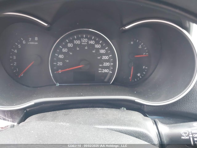 5XYKT3A68EG502308 KIA SORENTO LX