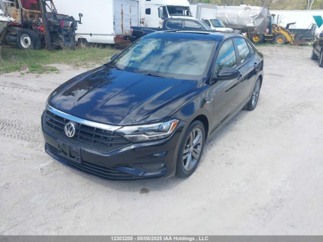 3VWE57BU2MM073693 Volkswagen tsi