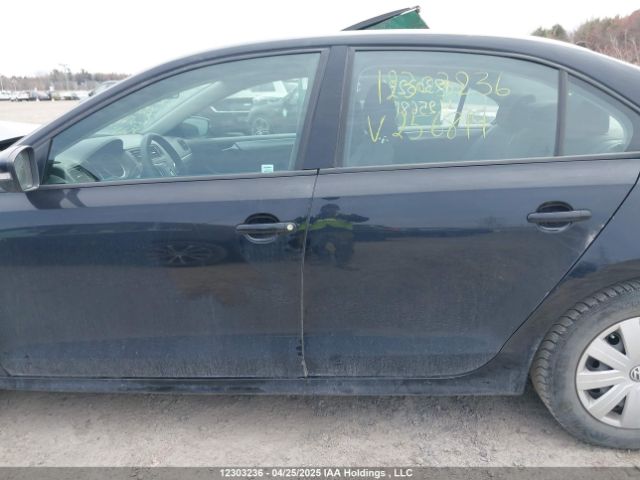 3VW267AJXGM256819 Volkswagen 2016